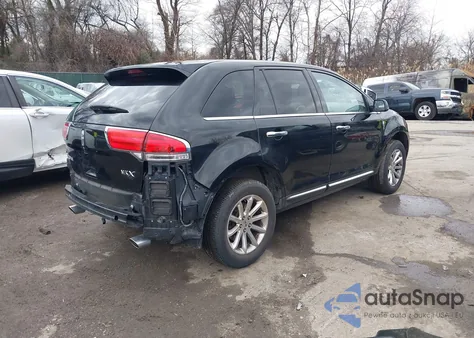 2013 Lincoln Mkx z USA, uszkodzony, nr VIN 2LMDJ6JK3DBL28681